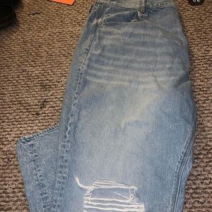 American eagle mom jeans